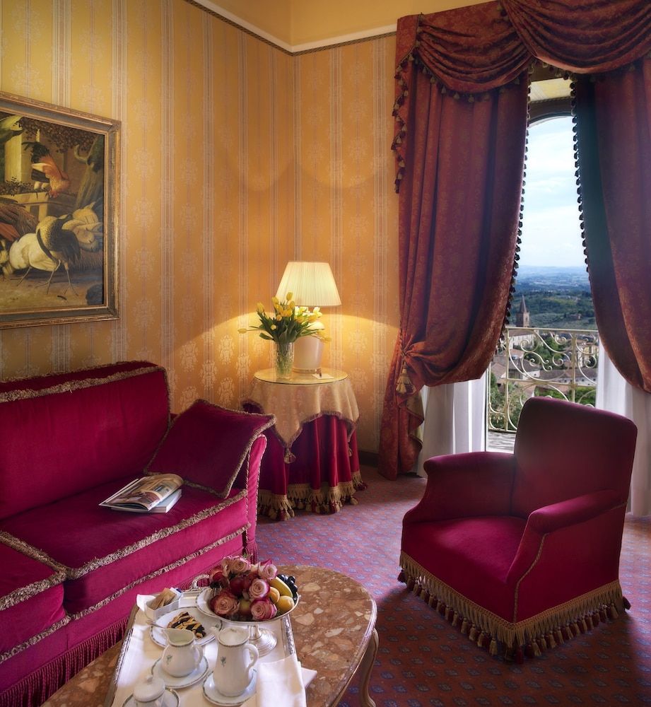 Sina Brufani Suite 8