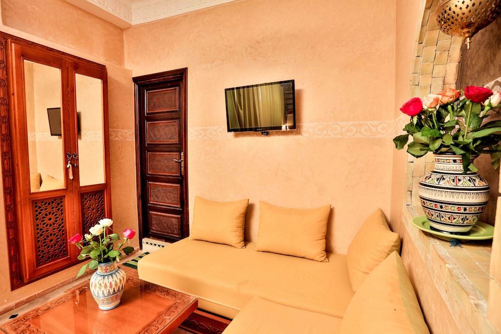 Riad Nakhla Superior Double Room 11