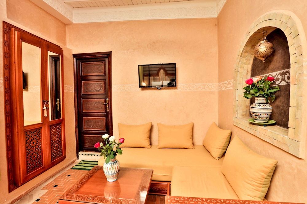 Riad Nakhla Superior Double Room 12