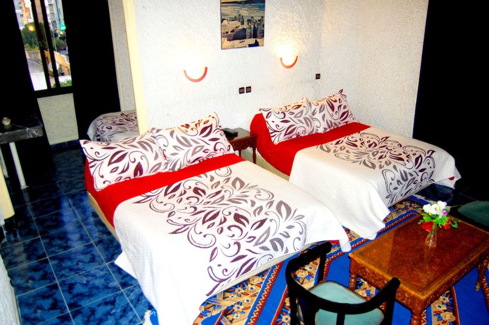 Family Room, 1 Bedroom, City View, Corner