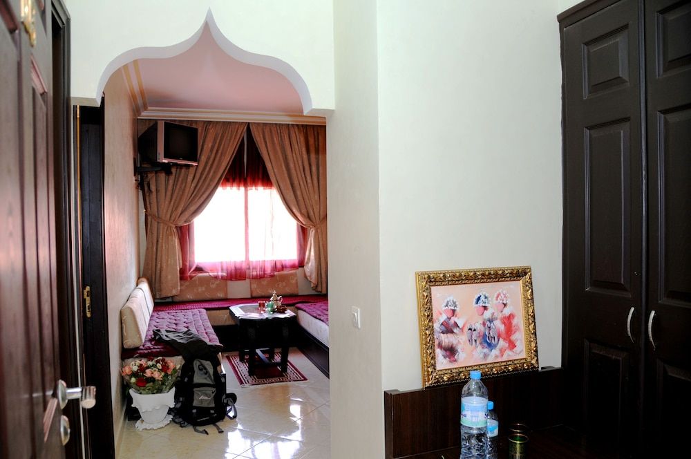 Résidence Appart hotel Assounfou Junior Apartment, 1 Double Bed, Kitchen (Double ) 9