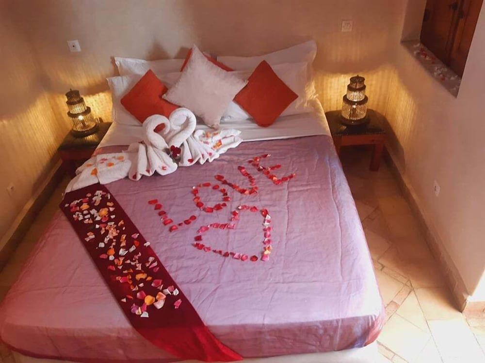 undefined Riad Chalymar 10