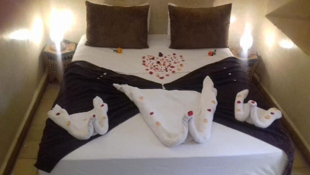 undefined Riad Chalymar 3