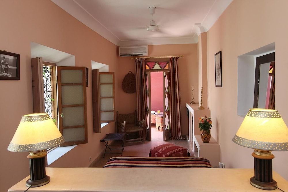 Riad El Youssoufi Superior Room, Patio (chocolate) 2