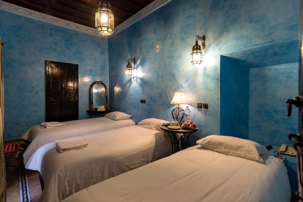 undefined Riad Omar 7