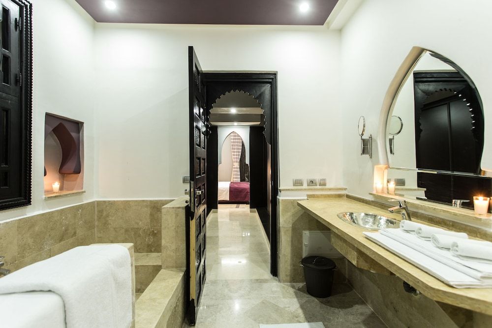 The Bird Exclusive Guest House & Spa Superior Double Room 9