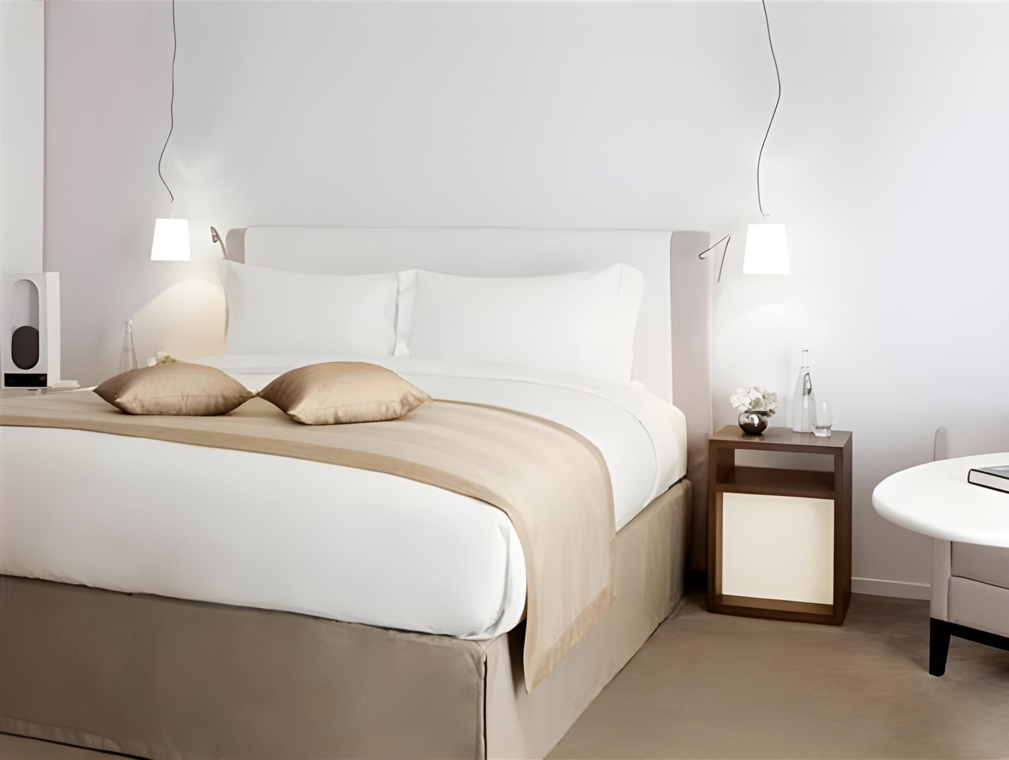 Sofitel Paris Arc de Triomphe Superior Queen Room