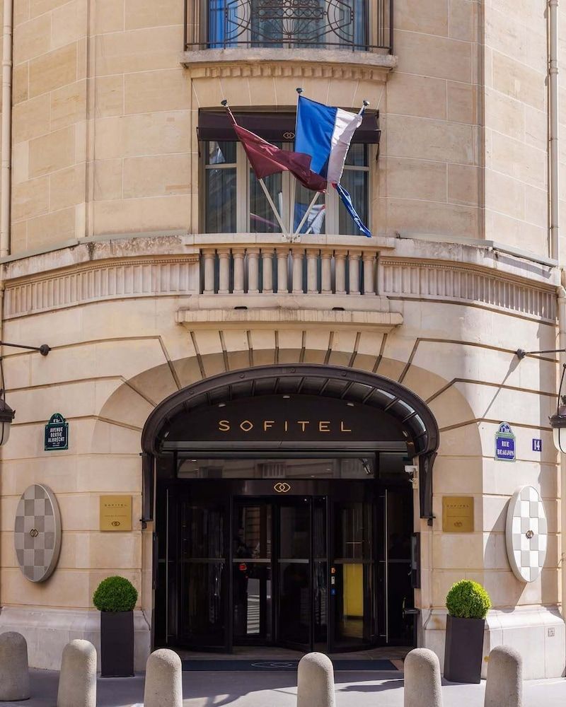 undefined Sofitel Paris Arc de Triomphe 2