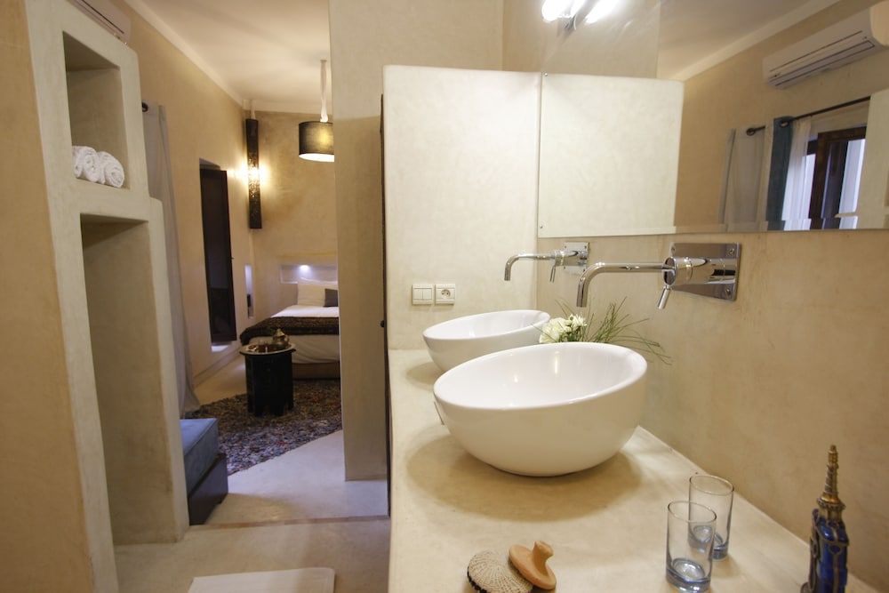 undefined Riad Vanilla Sma 10