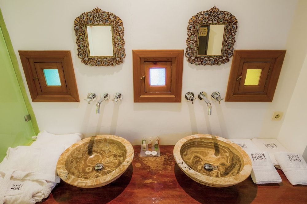 Hotel Blanco Riad Senior Suite, 1 Queen Bed, Ensuite 6