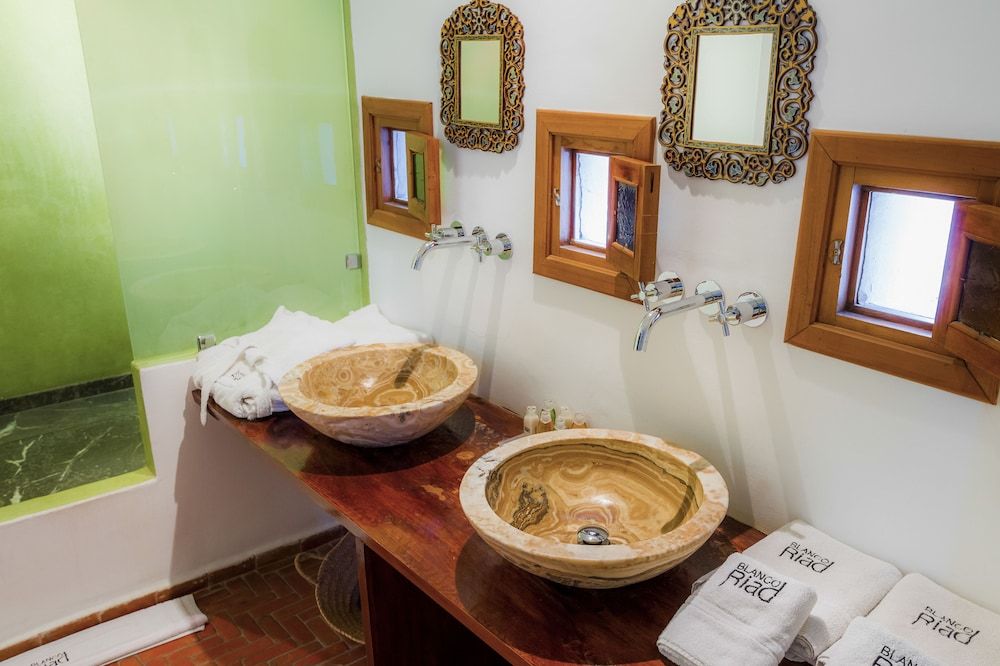 Hotel Blanco Riad Senior Suite, 1 Queen Bed, Ensuite 8