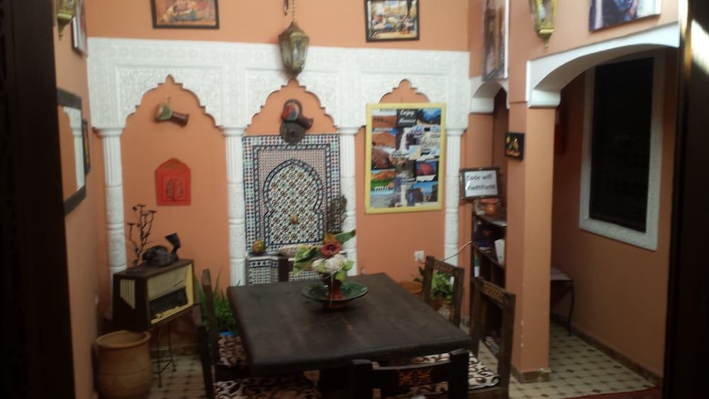 undefined Riad Tifor 10