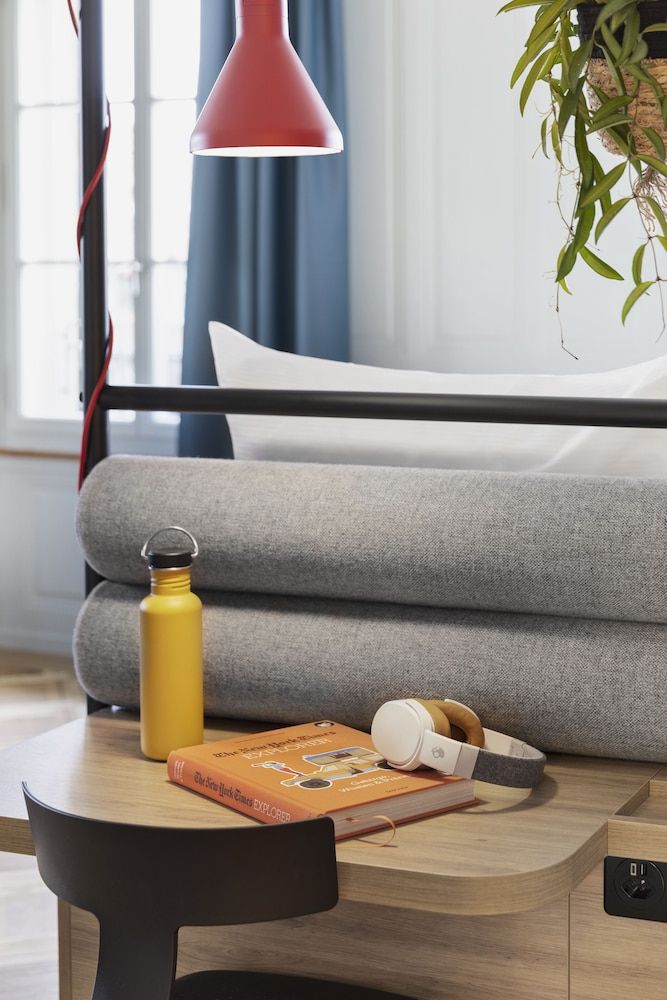 Stay KooooK Bern City – Online Check In Comfort Double Room "Cozy" 9