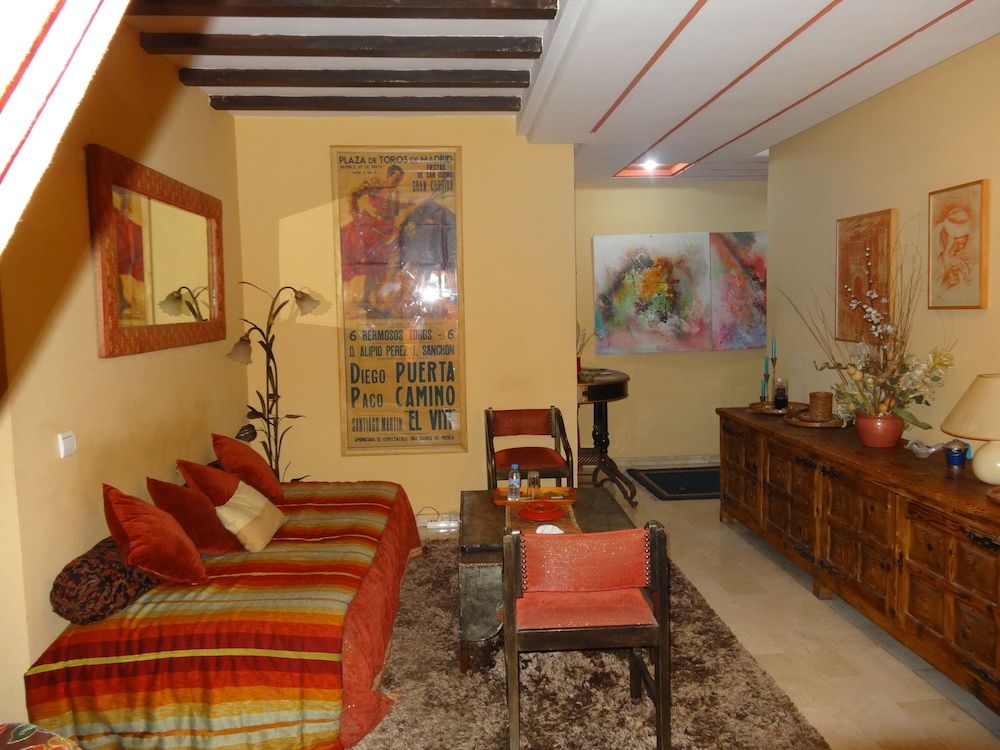 Leyna Vacancy Homes Deluxe Apartment 5