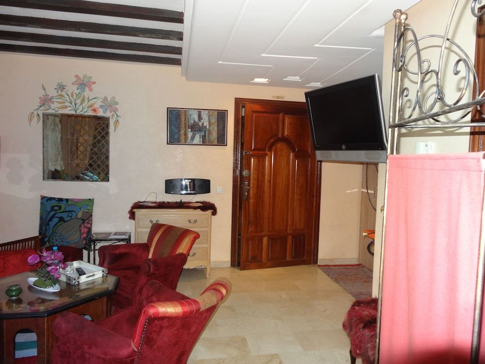 Leyna Vacancy Homes Traditional Suite 3