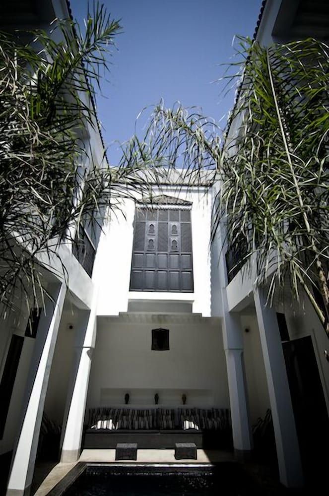 undefined Riad First 6