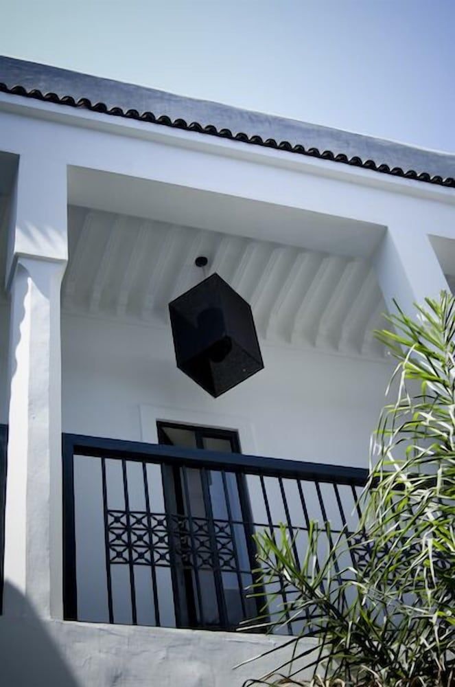 undefined Riad First 7