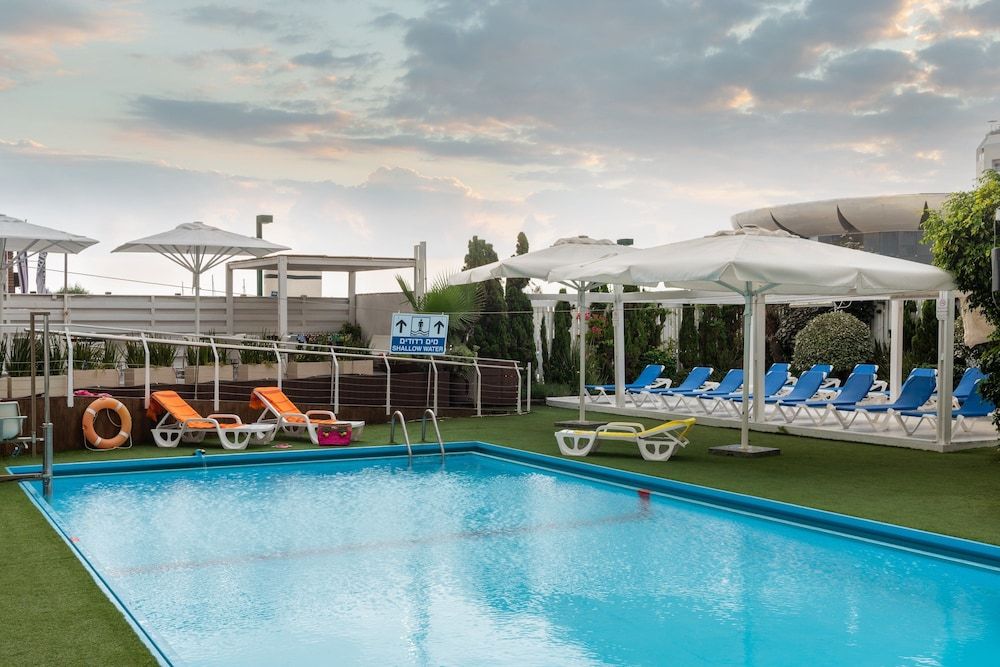 undefined Beach hotel tel aviv 7