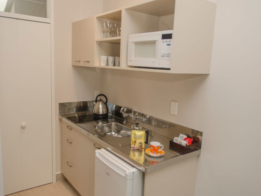 Cedar Lodge Motel Superior One Bedroom Unit 10