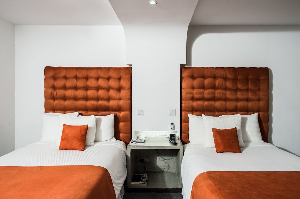 Riande Aeropuerto Hotel & Casino Standard Room, Garden View 3