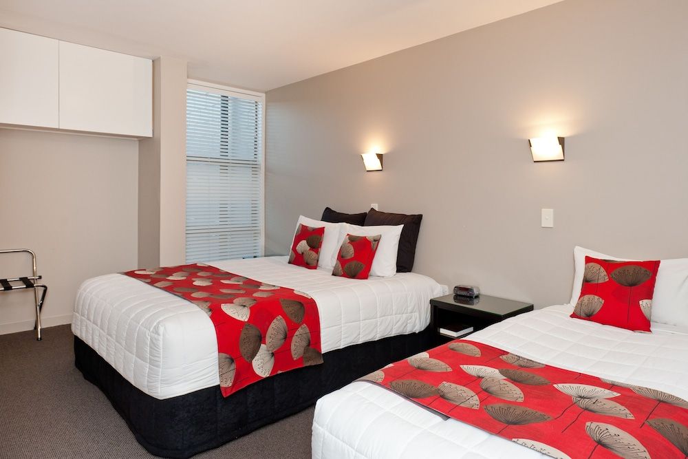 Standard Suite, 1 Bedroom, Non Smoking, Kitchenette (Suite)