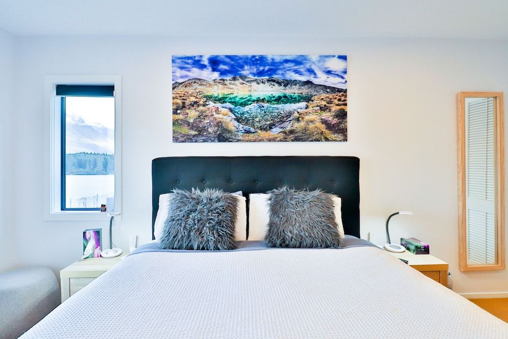 Comfort Double Room with Shared Bathroom - Lake View