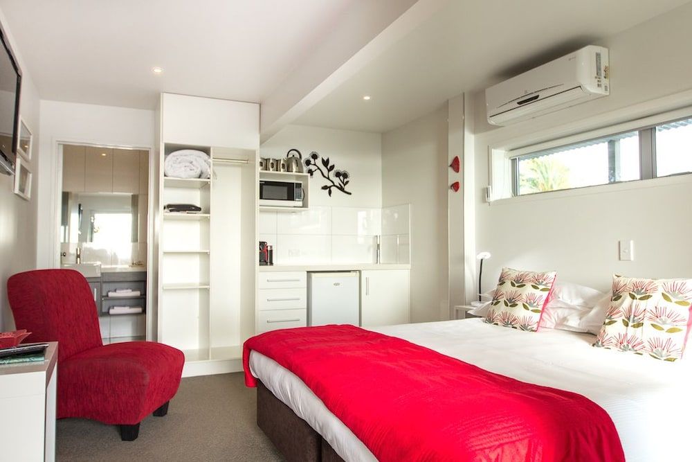 Deluxe Room, Partial Ocean View, Sea Facing