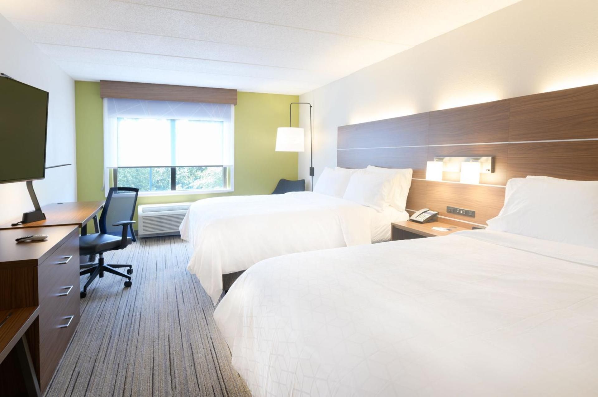 2 Double Beds Non-Smoking