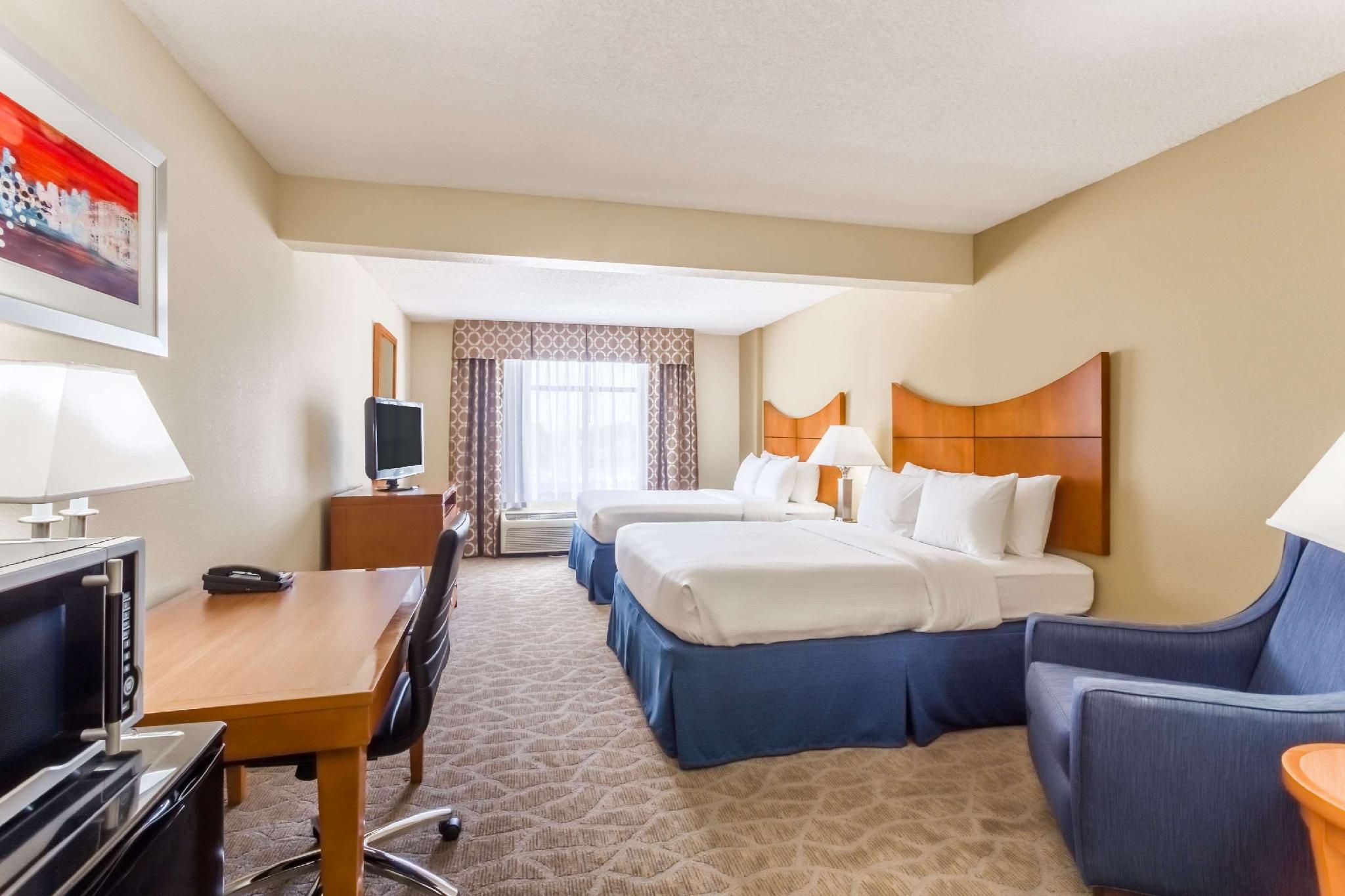 Wingate by Wyndham Convention Ctr Closest Universal Orlando 2 Queen Beds Non-Smoking