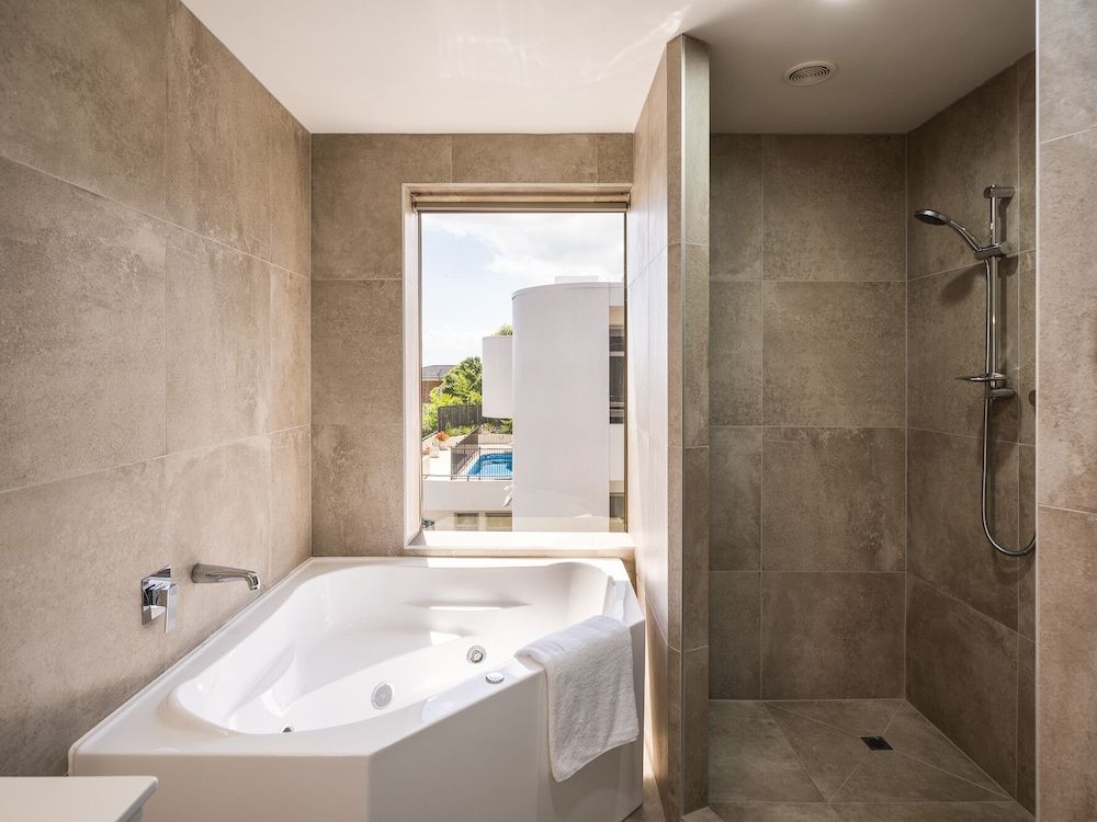 Carnmore Hotel Takapuna Deluxe Spa 13