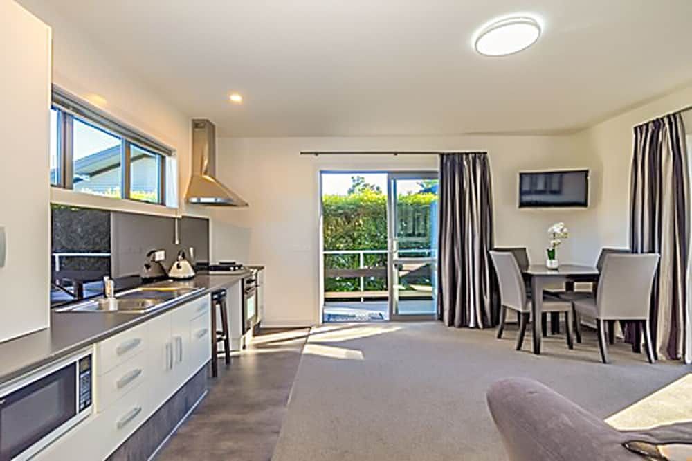 2 Bedroom Family Unit
