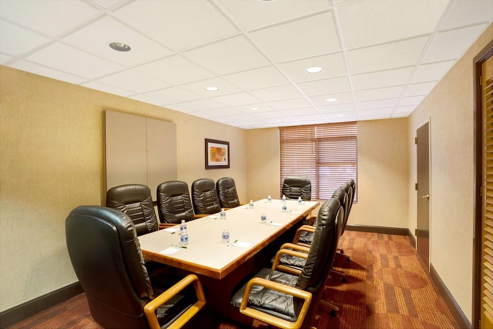 undefined Wingate by Wyndham Raleigh Durham Airport RTP 8