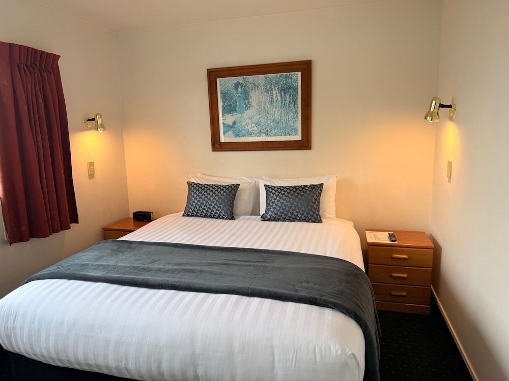 Two Bedroom Twin King