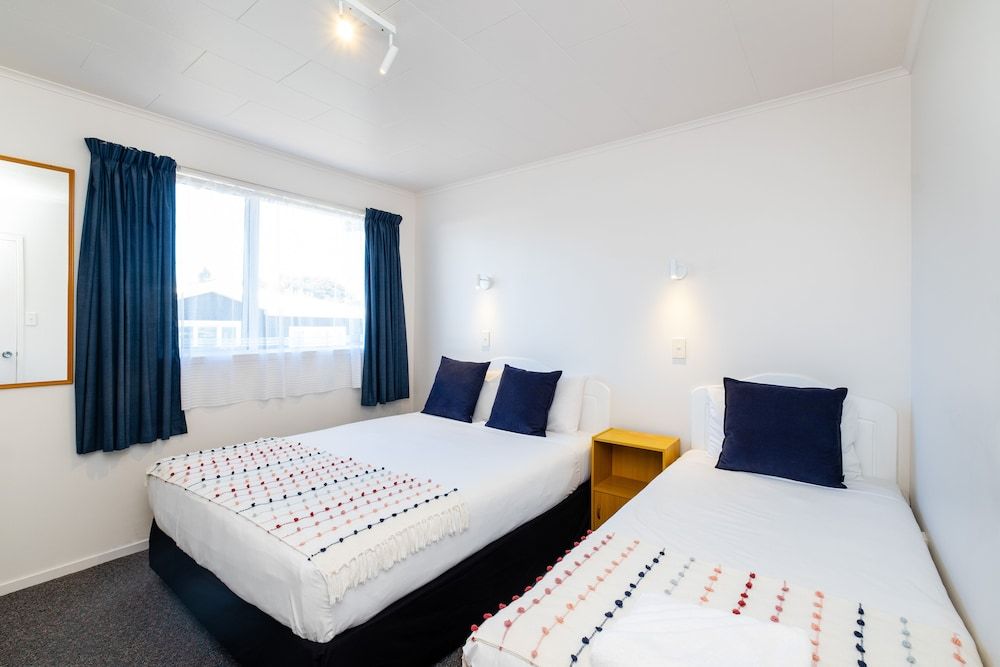 Twin Unit - Sleeps 3