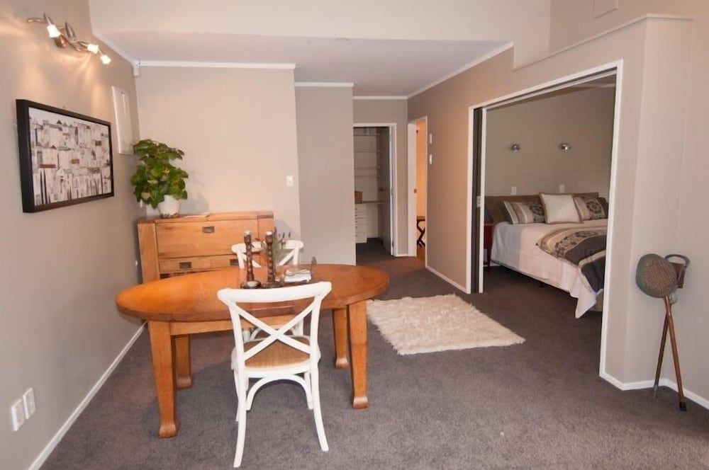 Apartment, 2 Bedrooms, Partial Sea View