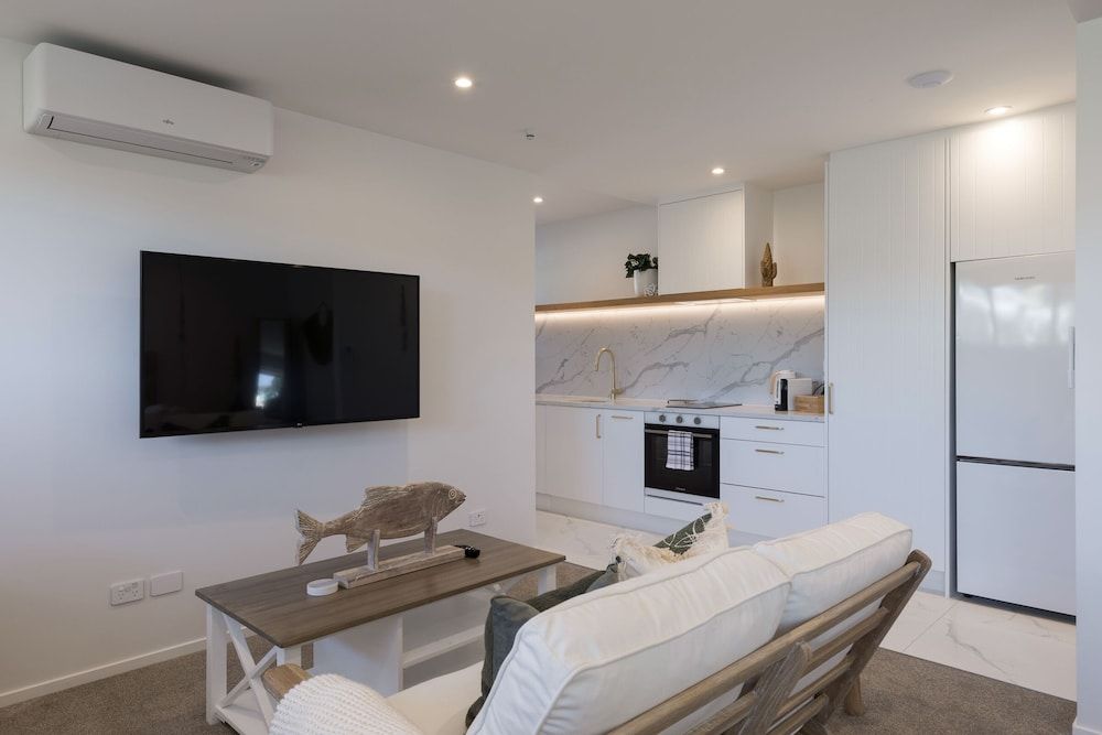 Stay Mission Bay Luxury Studio, Sea View 12