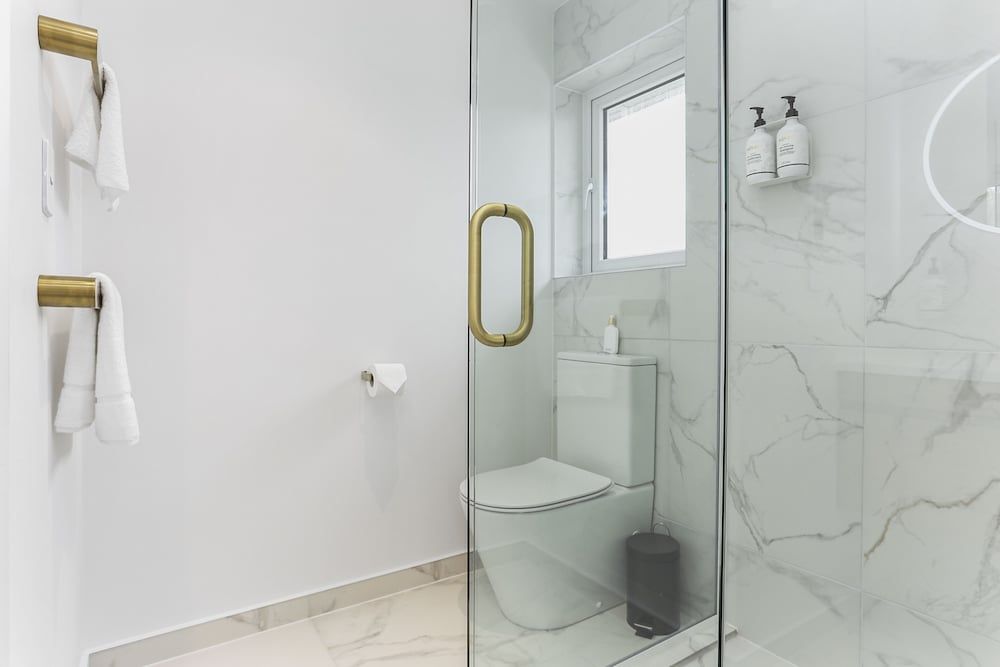 Stay Mission Bay Grand Apartment, 4 Bedrooms, Balcony, Sea View 9