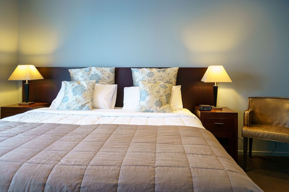 Apartments 118 Deluxe Two Bedroom Apartment 3