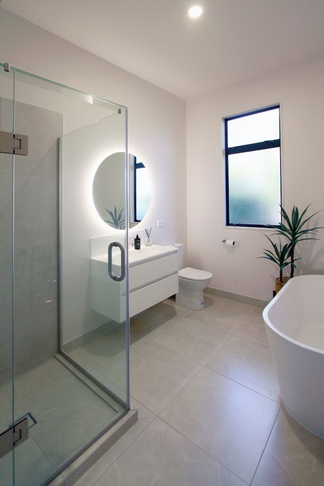 Tahi Lodge - Matakana Coast Deluxe House, Sea View 10