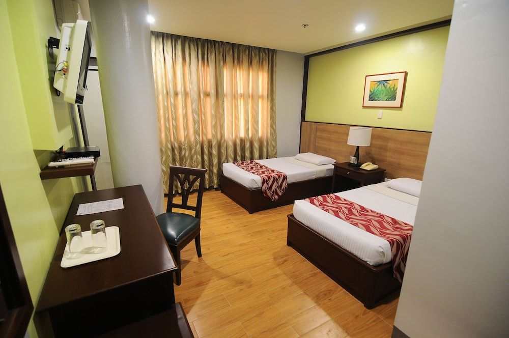 Regency Inn Deluxe Twin Room, 2 Twin Beds (2 single beds) 2