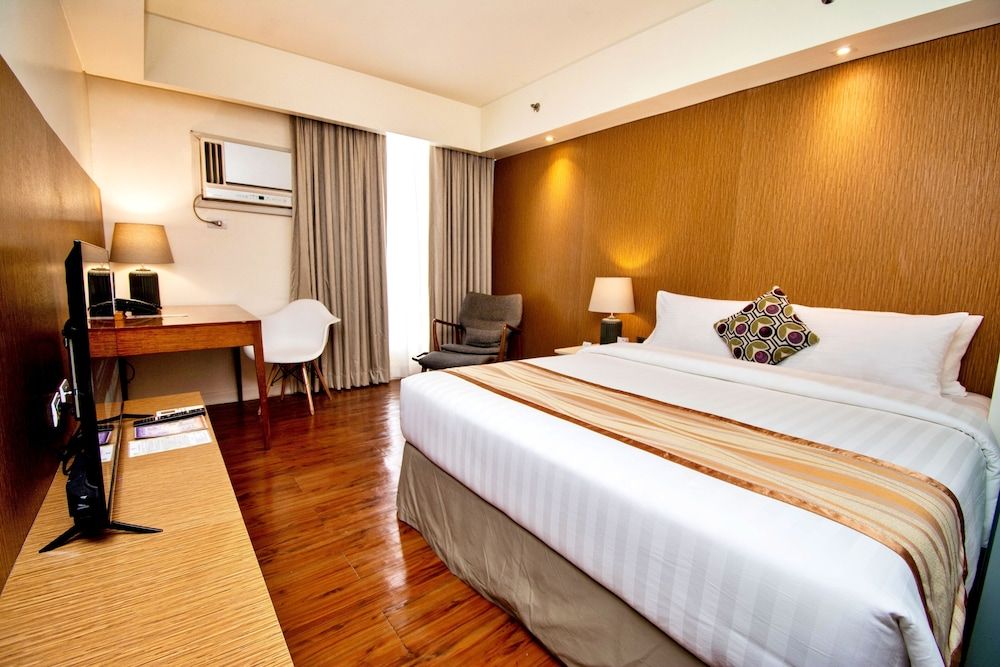 undefined The Ferra Premier by JG 3