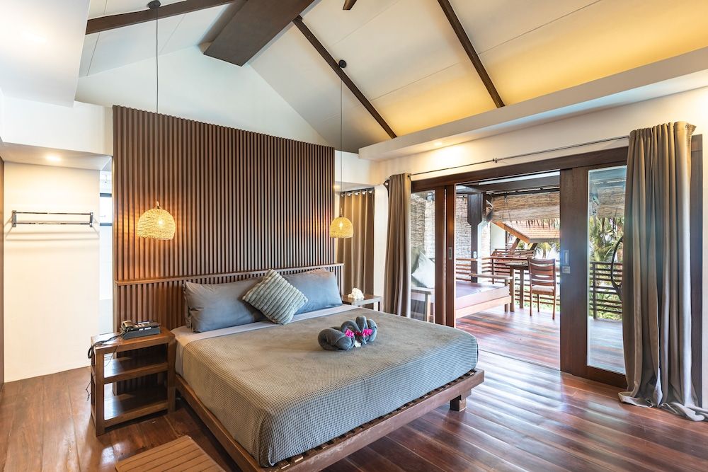Siargao Island Villas Premier Beach Suite 11