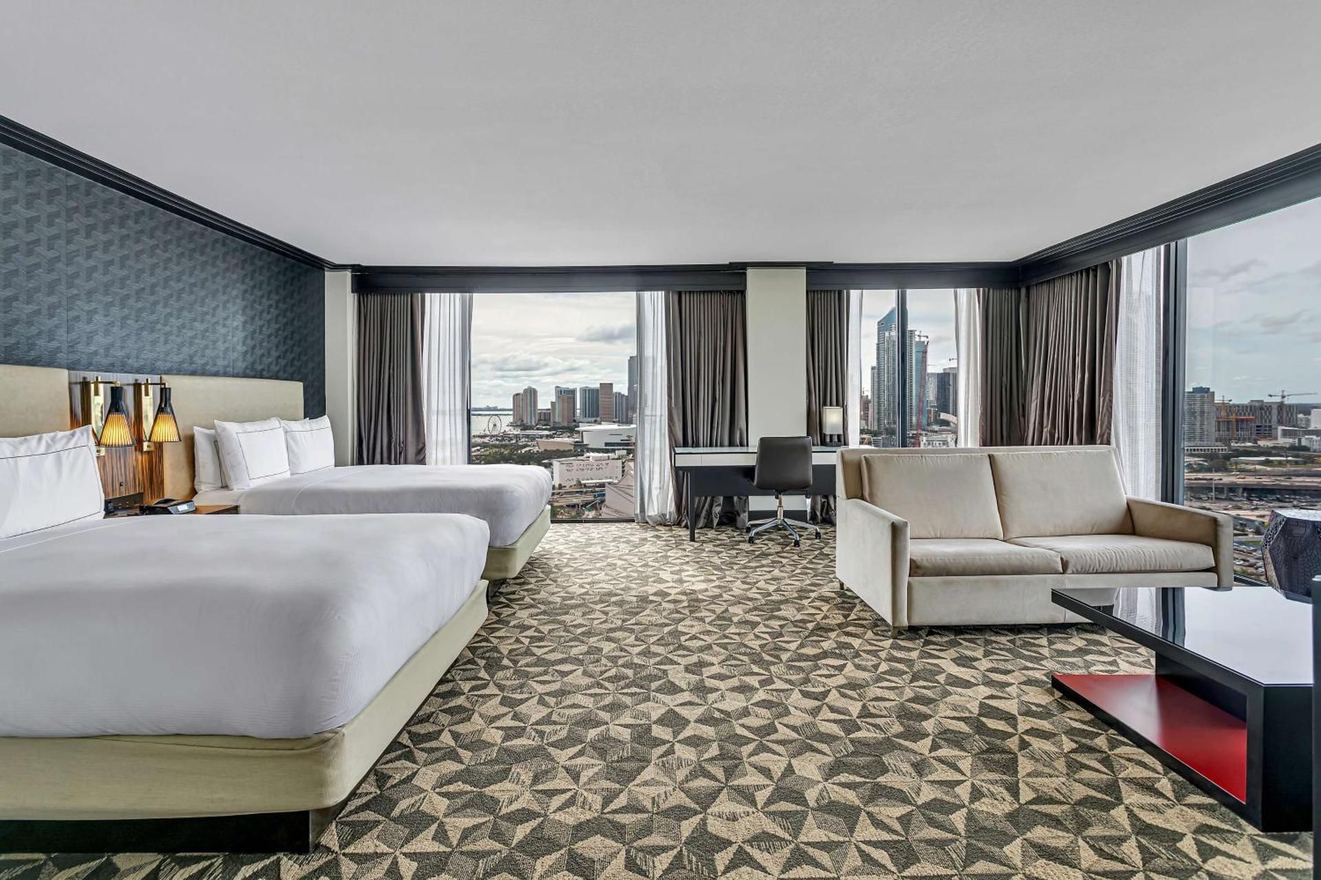 undefined Hilton Miami Downtown 9