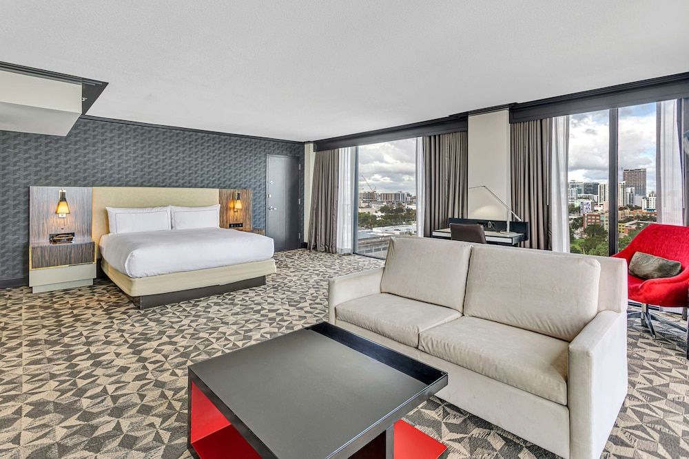 undefined Hilton Miami Downtown 6
