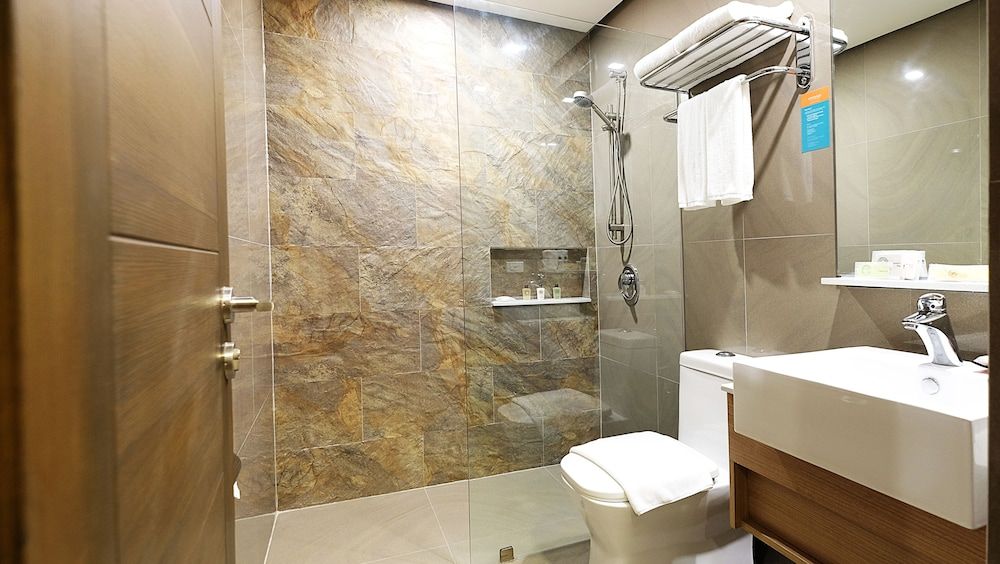 Altabriza Resort Boracay Superior Room 8