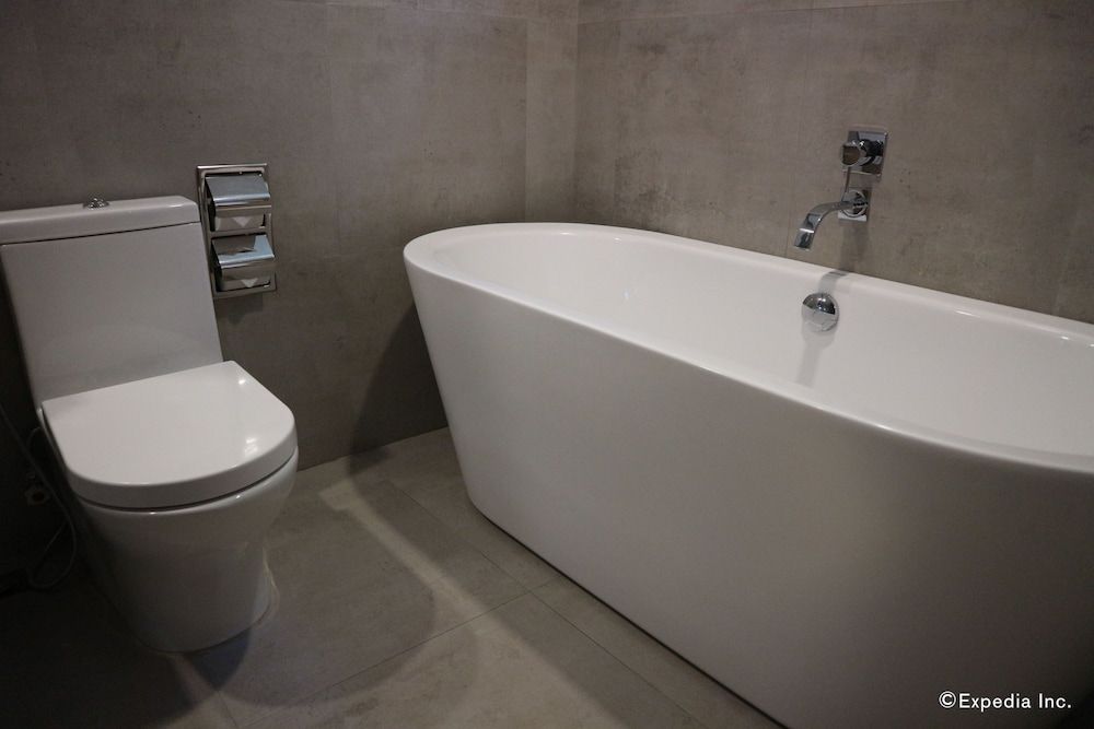 Altabriza Resort Boracay Premier Suite 10