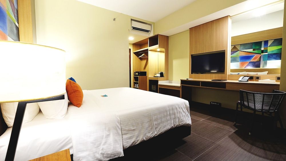 Altabriza Resort Boracay Superior Room 6