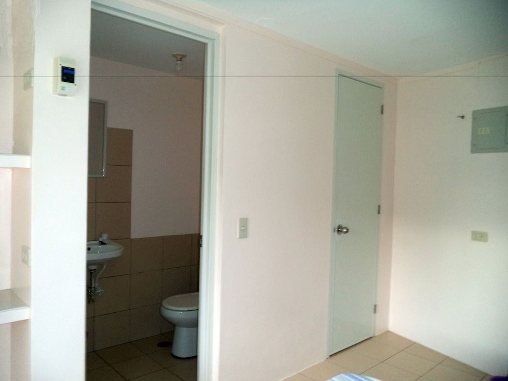 High Steps Pension Side Studio 6