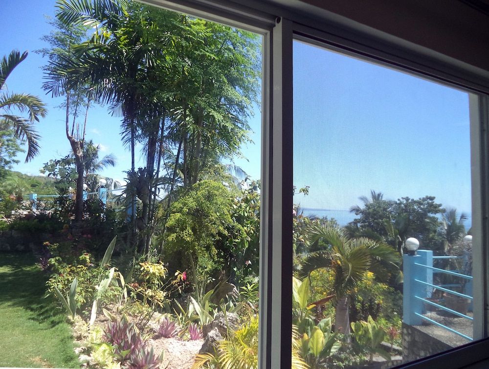 High Steps Pension Side Studio 4