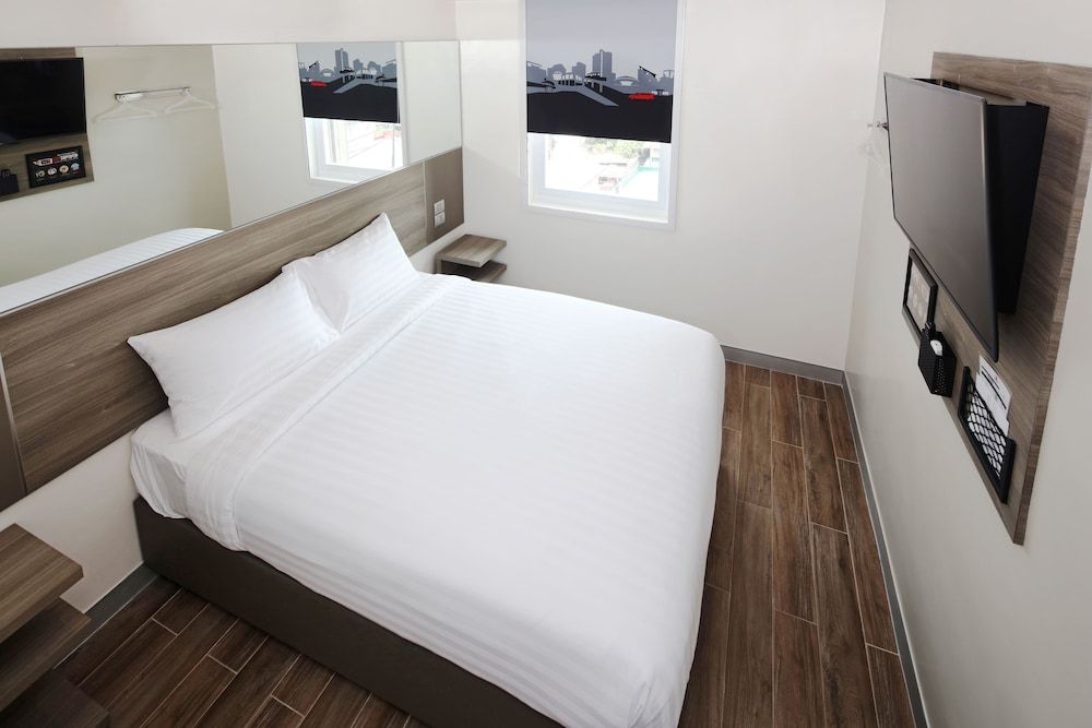 Red Planet Cubao Aurora Boulevard Double Room